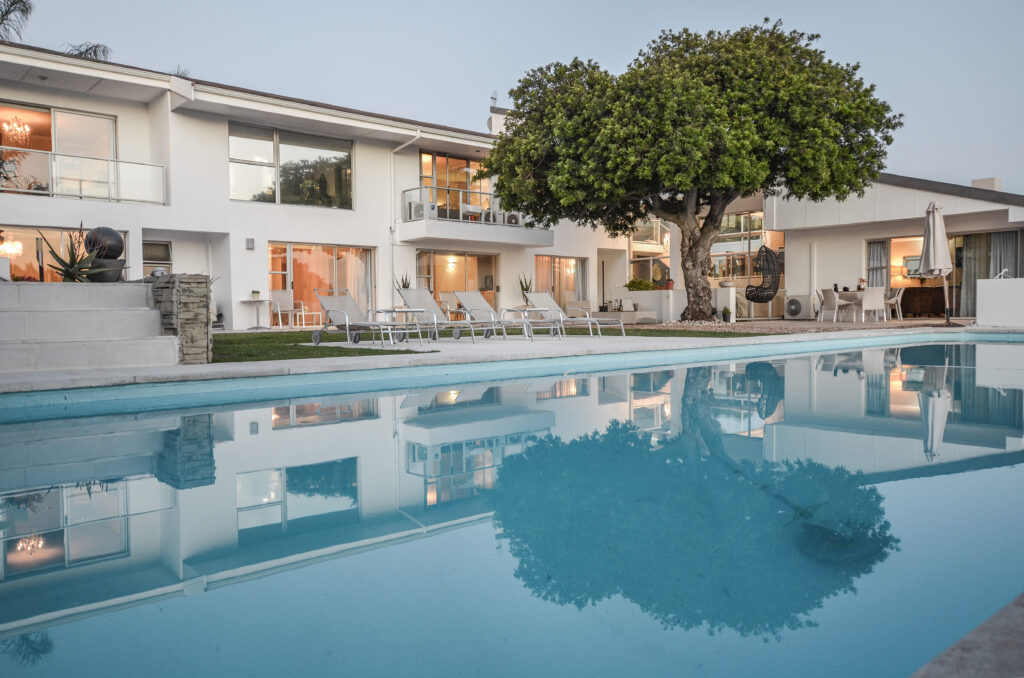 Luxury Guest House in Plattekloof Cape Town